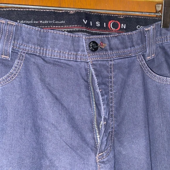 Jeans - Picture 2 of 4